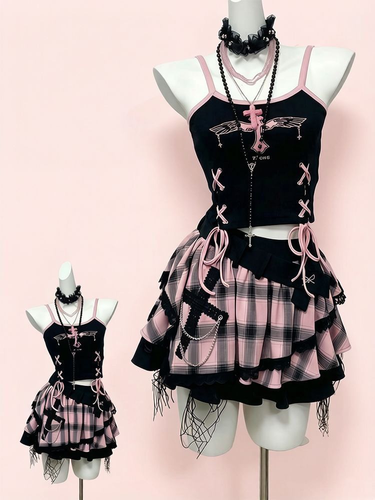 Vintage Y2K Dark Sweet Rock-Se – V Neck Cami Top Bewertung und Preis